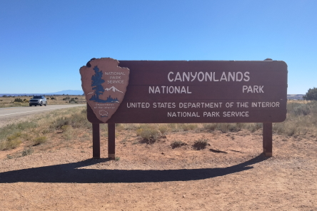 Canyonlands-sign